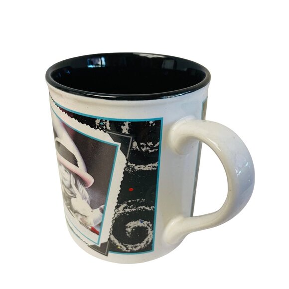 Kim Anderson Pretty as a Picture Enesco Ceramic Mug 1996 Black Interior China Vi - Picture 2 of 4